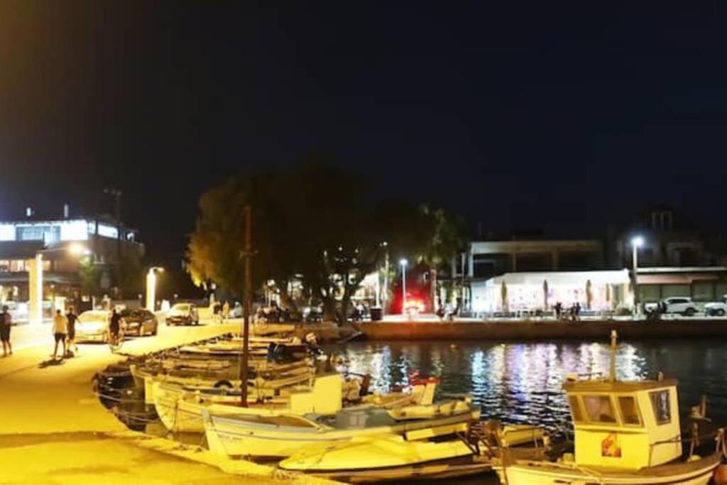 Πολυτελές Διαμέρισμα 3 Χαλκίδα-Παραλία Αυλίδος Paralia Avlidhos Exterior photo